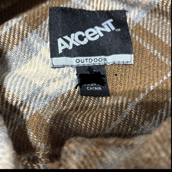 Accent Wool Blend Plaid Shacket,warm, button chest pockets,hip pockets,collar - Picture 9 of 11